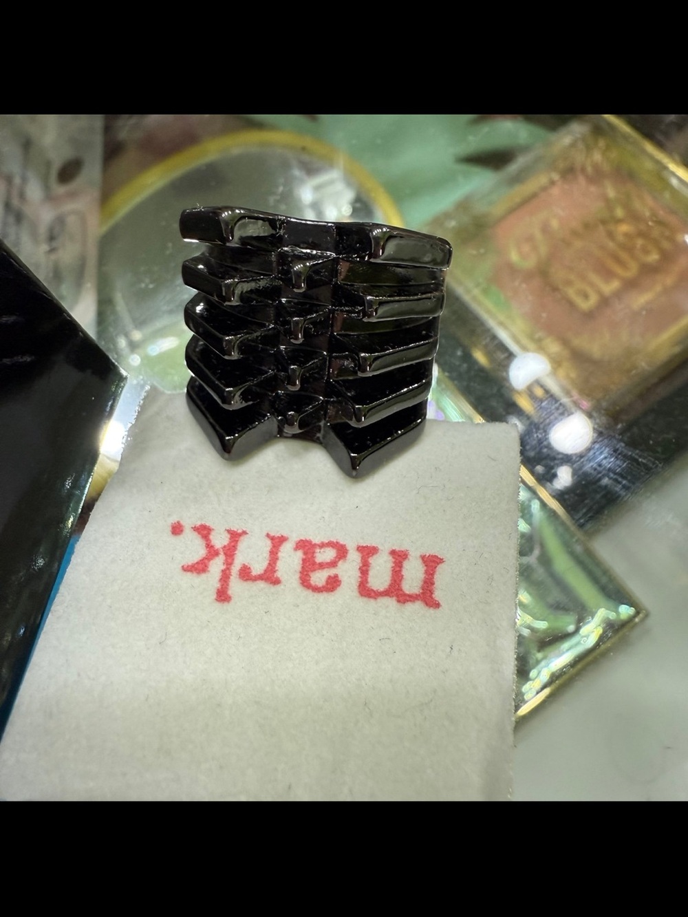 Avon Mark Burst of tiers Ring 8.5